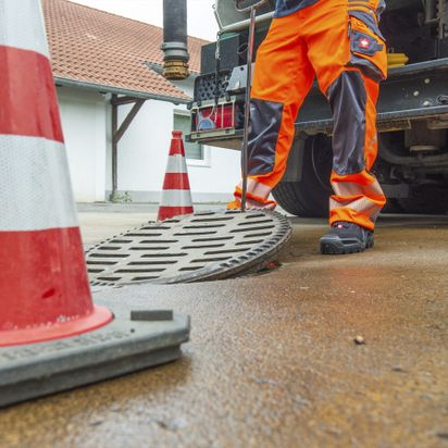 GAT mbH & Co.KG Entsorgungsfachbetrieb und Abscheidetechnik Leistungen 03